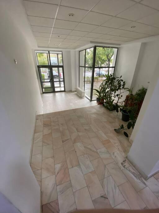 Green Apartment 43 Bucarest Esterno foto