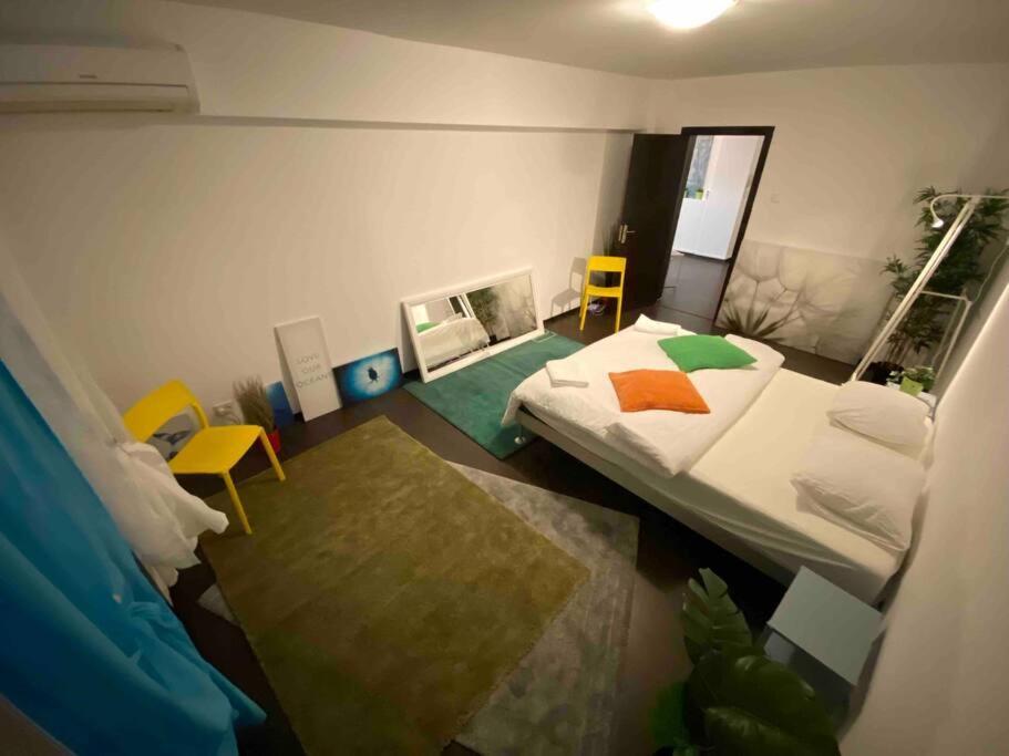 Green Apartment 43 Bucarest Esterno foto